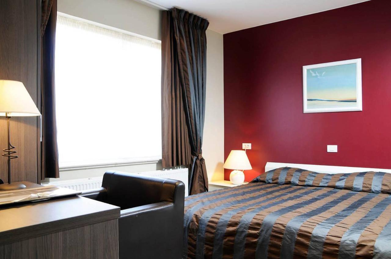 Hotel Salons De Vrede Ichtegem Værelse billede